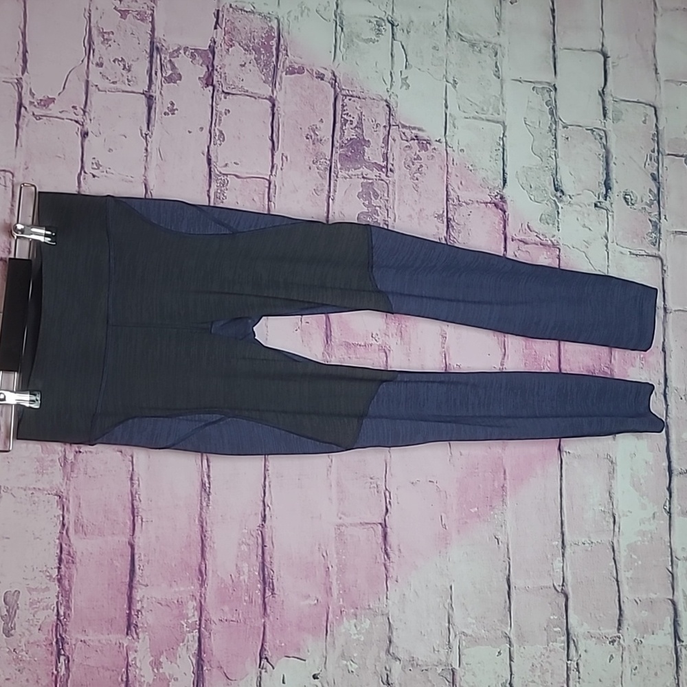 OUTDOOR VOICES TWO TONE WARMUP 7/8 LEGGINGS BLUE GRAY BLACK SMALL